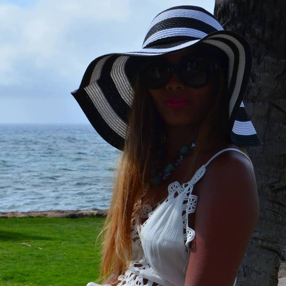 Meet your Posher, Nessa